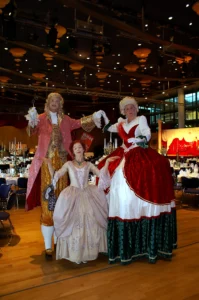 05 barockes Stelzenpaar und Hofdame optimiert